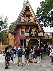 Eröffnung "gans woanders" im Hexenhäusl am 13.08.2020 (©Foto: Martin Schmitz)